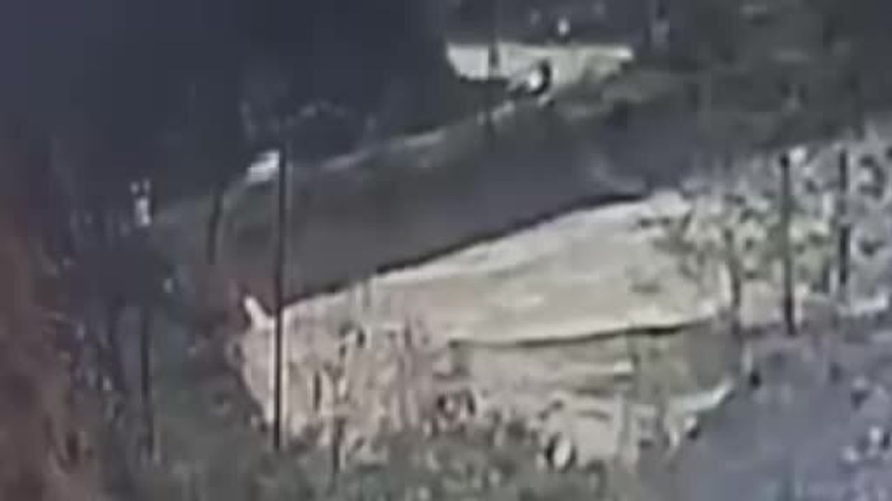 Giresun'da otomobilin dereye uçtuğu kaza: Güvenlik kamerası görüntüleri ortaya çıktı