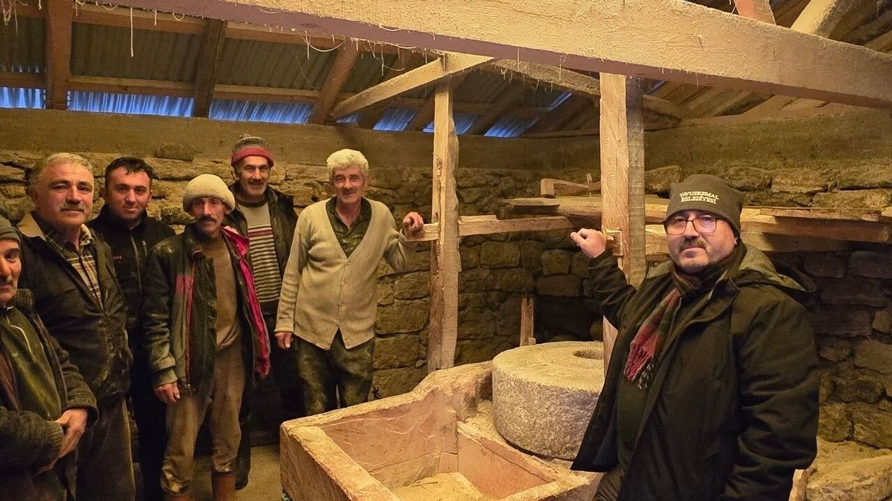 Giresun Yavuzkemal'de tarihi su değirmenleri yenilendi; mısır unu halkın hizmetinde