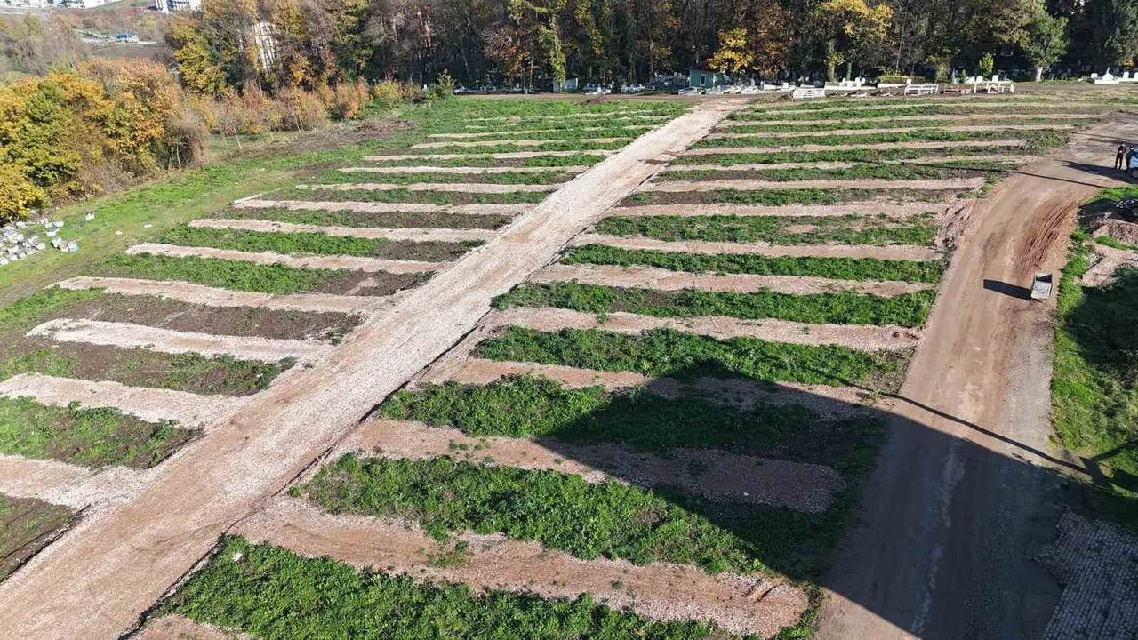 Gölcük’te Hisareyn ve Panayır mahallelerinde yeni mezarlık alanları hazırlandı