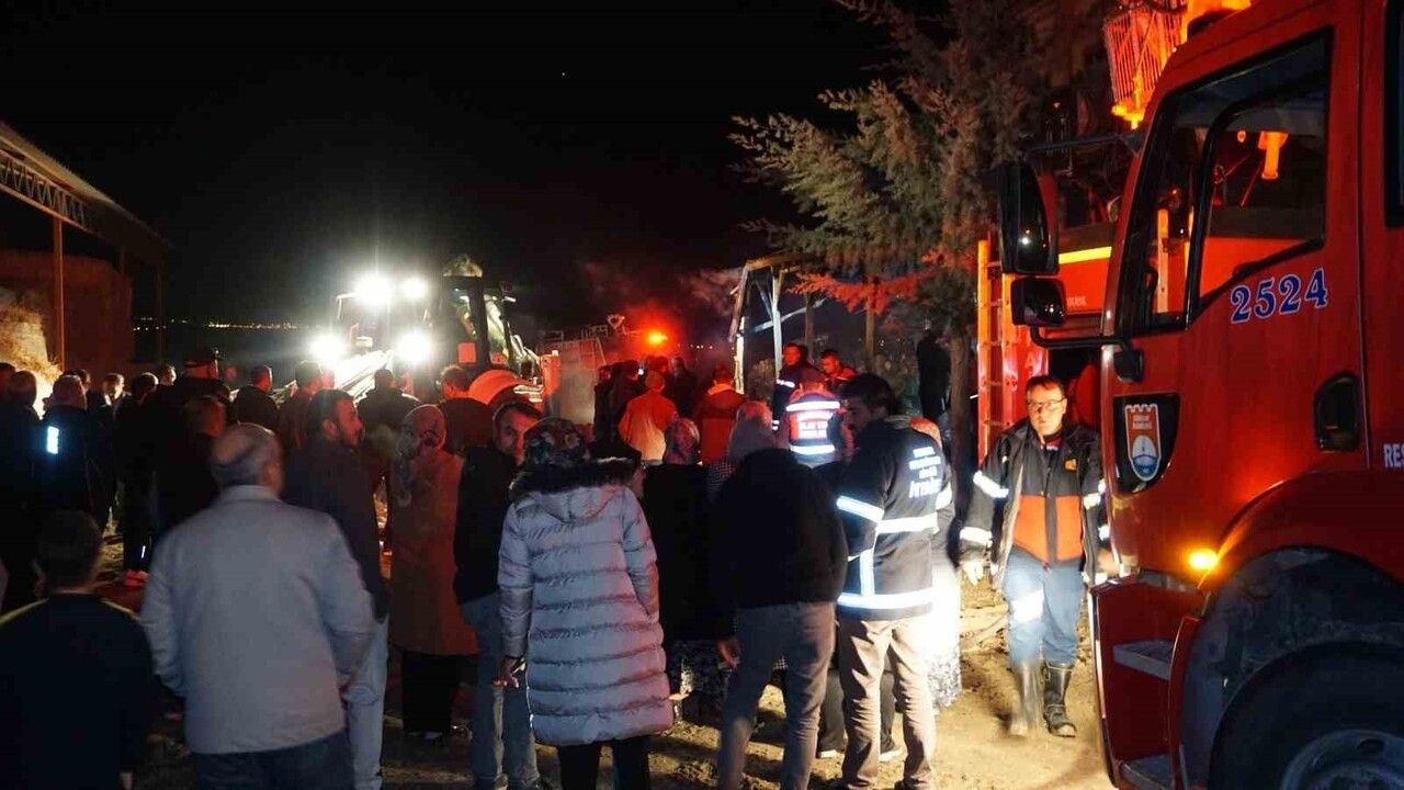 Gölhisar Yusufça'da kalorifer kazanı patlaması: Ev kullanılamaz hale geldi