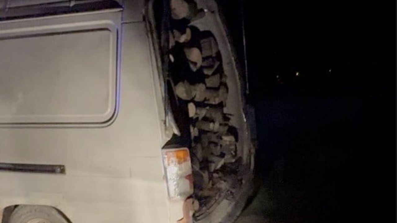 Gönen ve Manyas sınırında odun hırsızlığı: jandarma suçüstü yakaladı