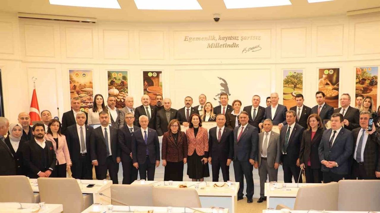 GTB'ye coğrafi işaret çalışmaları için teşekkür plaketi