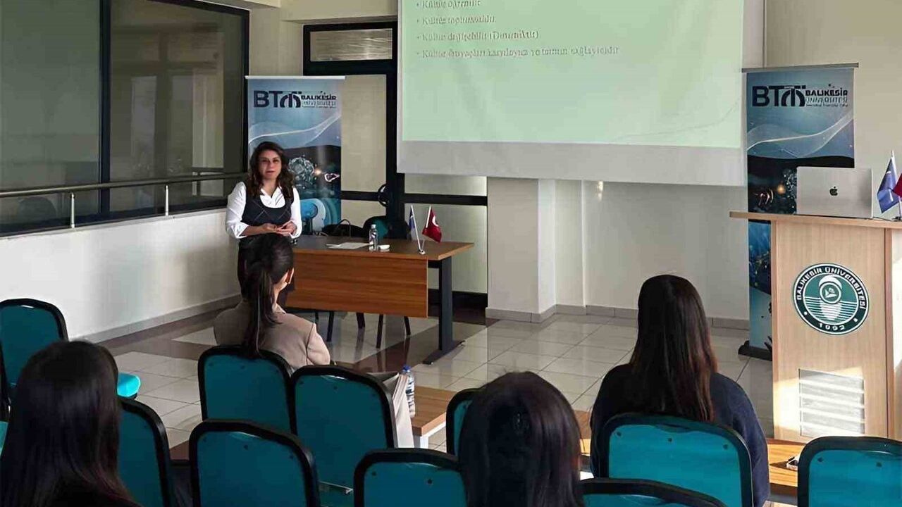 Güney Marmara Küresel Ufuk Programı 2025-2026 1. Dönem Eğitimi Balıkesir'de başladı