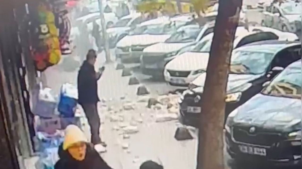 Güngören'de 5 katlı binanın üst kat balkonu çöktü; belediye inceleme başlattı