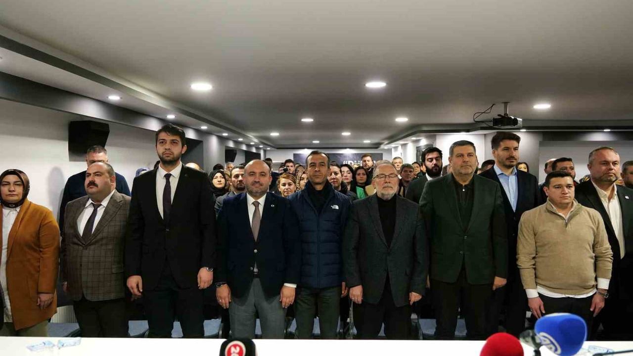 Gürhan Albayrak: EBB tarife yetkisini alt belediyelere devrederek sorumluluktan kaçıyor