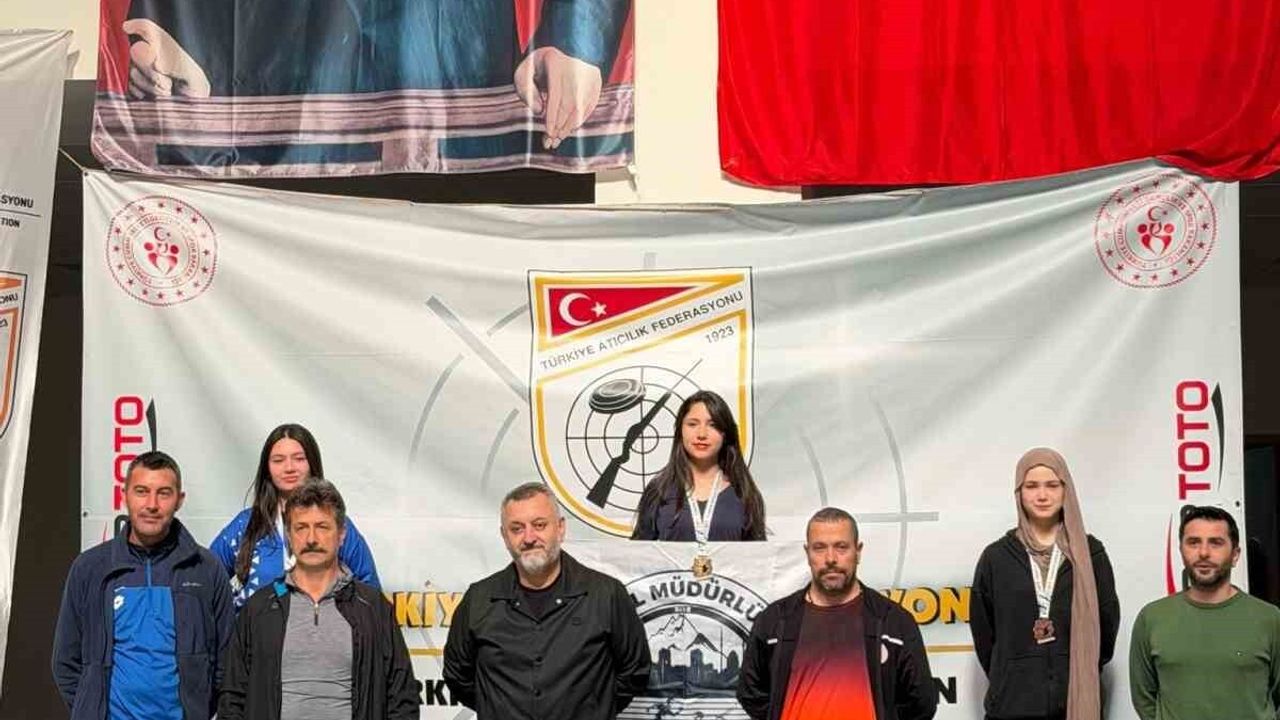 Hale Derya Eroğlu, Havalı Silahlar Avrupa Şampiyonası U16 Milli Takım Biletini Aldı