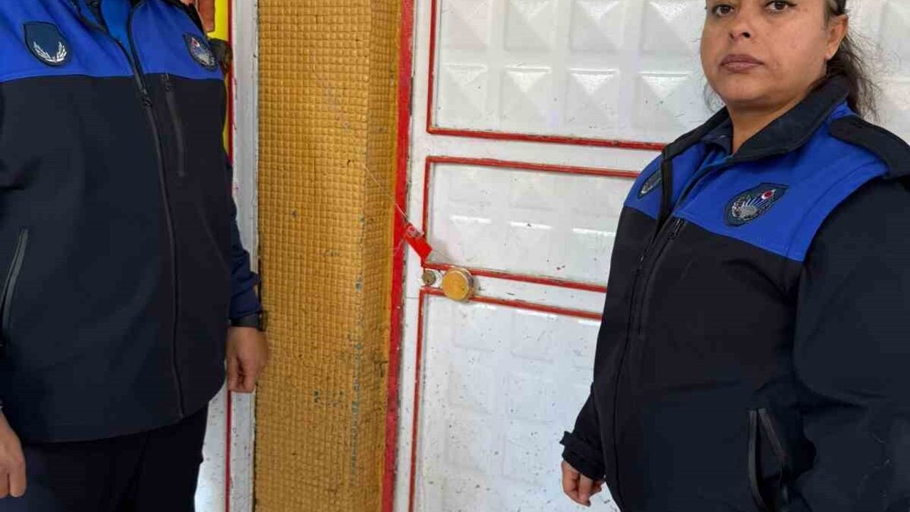 Haliliye'de gıda denetimlerinde 81 iş yeri incelendi, 2 işletme mühürlendi