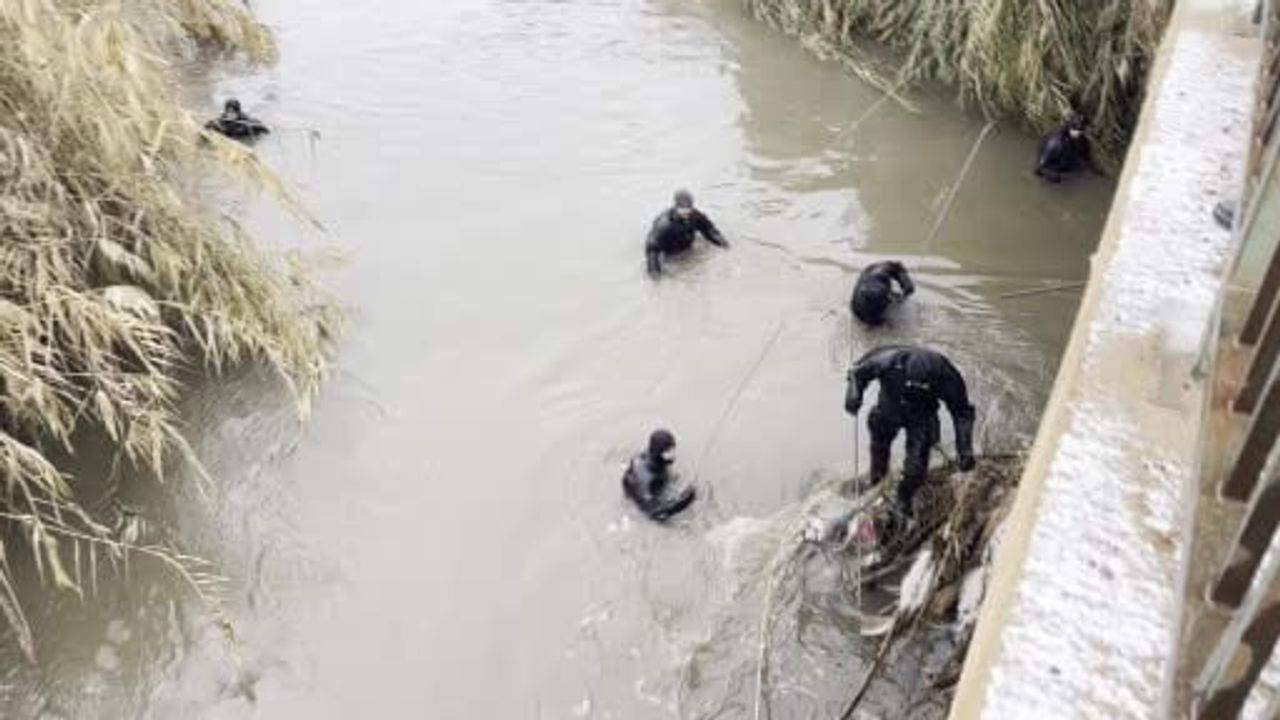 Harran'da sulama kanalına düşen araç: kayıp sürücüyü arama çalışmaları sürüyor