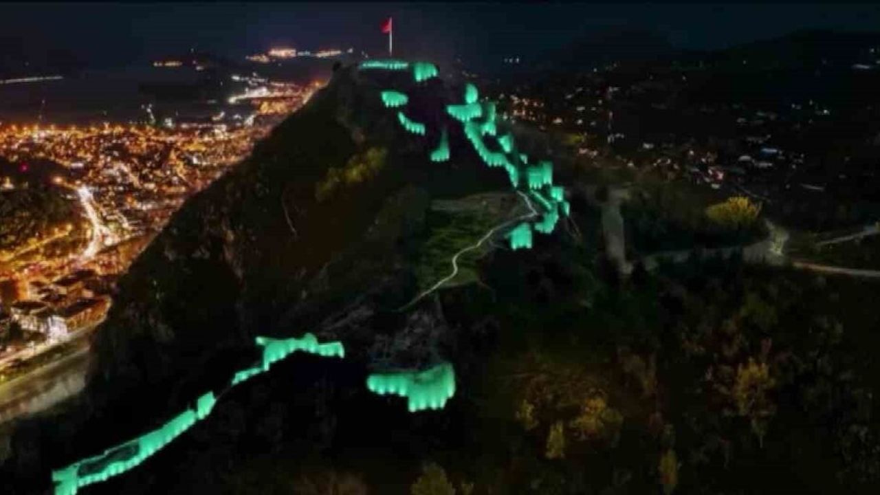 Harşena Dağı ve Yalıboyu Evleri'nin aydınlatma sistemi yenileniyor: "En güzelini yapacağız"