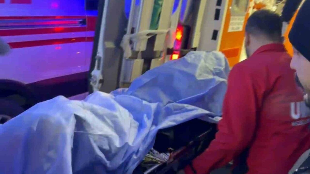 Hasan Dağı'nda mahsur kalan 2 Konya Üniversitesi öğrencisi helikopterle kurtarıldı