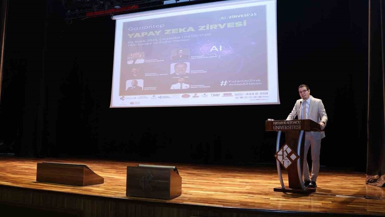 Hasan Kalyoncu Üniversitesi'nde Yapay Zeka Zirvesi: Öğrenciler ve Sektör Uzmanları Bir Araya Geldi