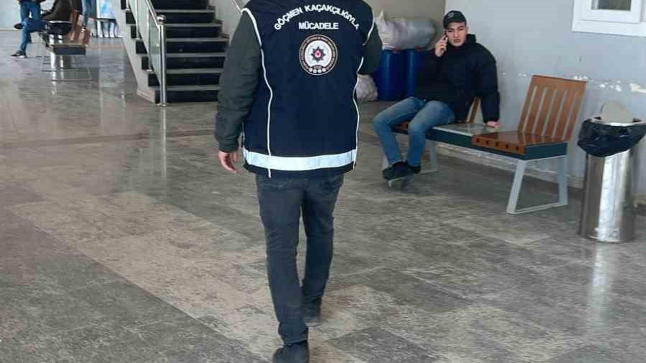 Hatay'da 30 Aralık Denetimi: 113 Kişi Sorgulandı, 6 Kişi Göç İdaresine Teslim Edildi