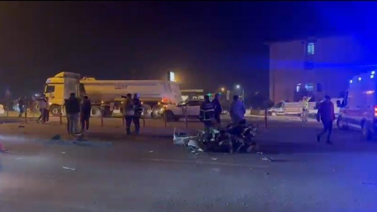 Hatay'da tırla çarpışan Tofaş sürücüsü 9 gün sonra hayatını kaybetti