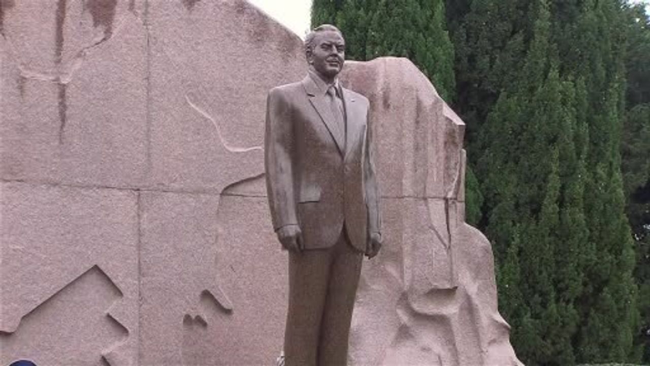 Haydar Aliyev, Vefatının 22. Yılında Bakü ve Ülke Genelinde Törenlerle Anıldı