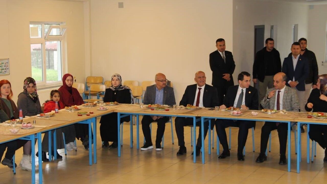 Hisarcık Kaymakamı Erkan Atam: Engelli bireylere toplumun her alanında duyarlılık gösterilmeli