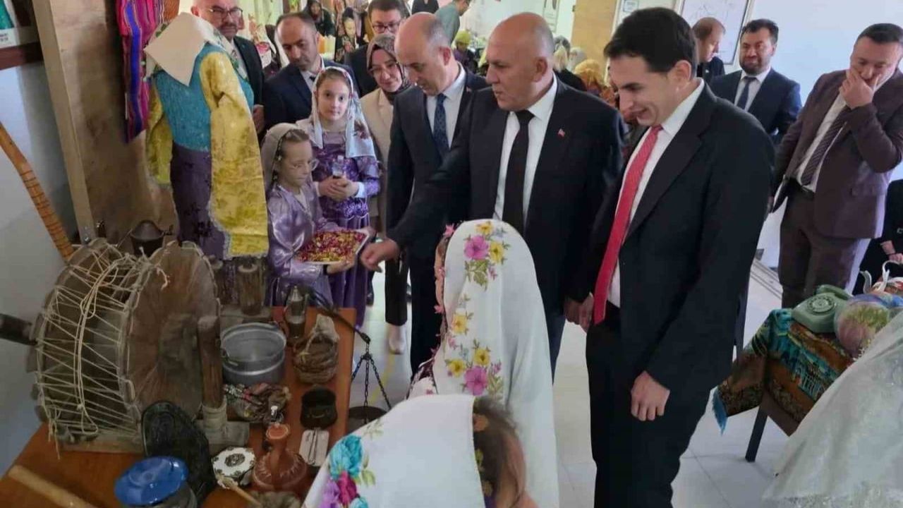 Hisarcık’ta Yerli Malı Haftası: Öğrencilere Yerli Üretimin Ekonomiye Katkısı Anlatıldı