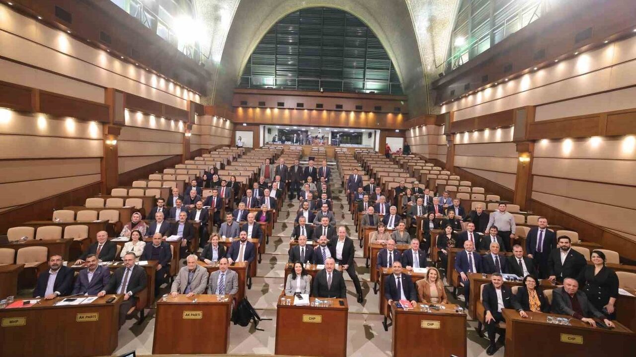 İBB Meclisi mezarlık ve cenaze ücretlerini yeniden belirledi: Boş mezar yeri 53.712 TL oldu