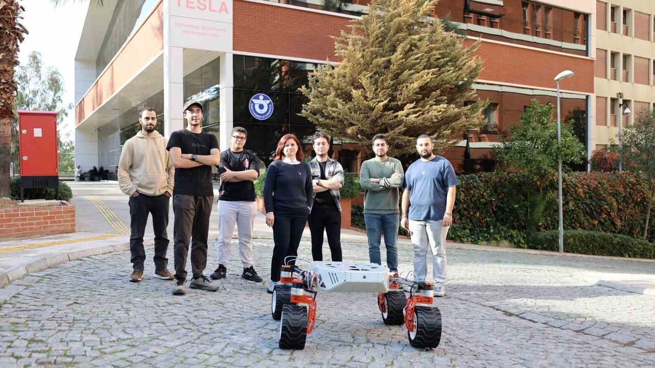 İEÜ öğrencileri geliştirdi: otonom görev yapabilen uzay keşif robotu ECO Rover