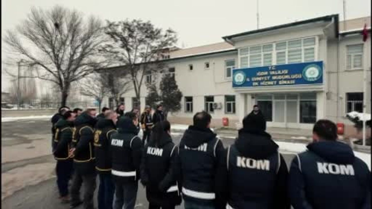 Iğdır’da yılbaşı öncesi kaçak alkol operasyonu: 2 iş yeri ve 2 evde tespit, 4 kişiye ceza