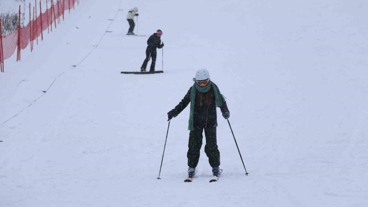 Ilgaz Dağı Yurduntepe Kayak Merkezi'nde sezon açıldı