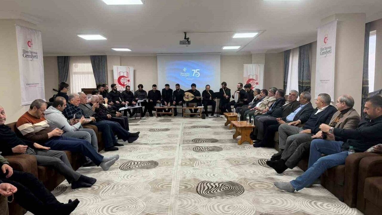 İlim Yayma Cemiyeti 75. kuruluş yılını Van Şubesi'nin programıyla kutladı