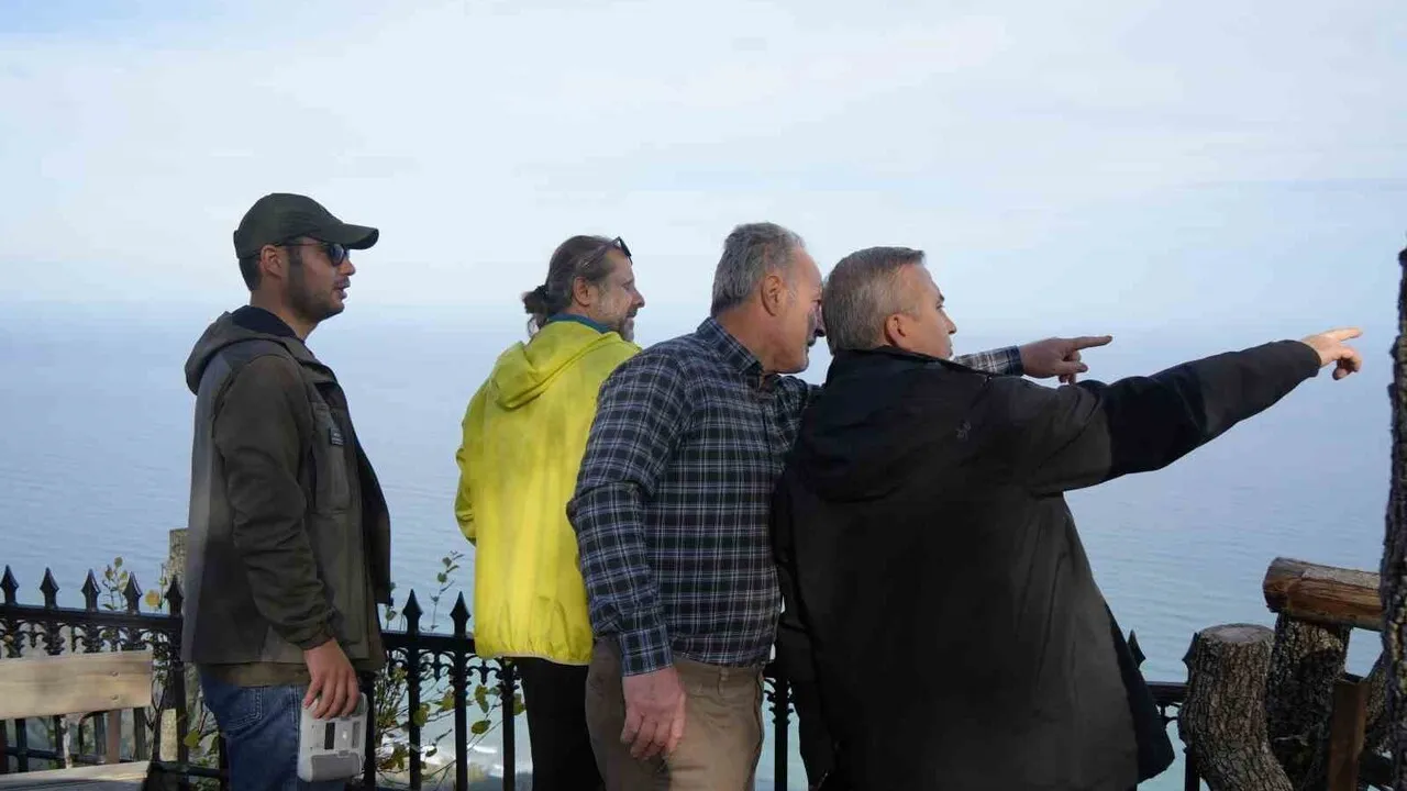 İnebolu Uluköy’de Köylülerin Kurduğu 550 Rakımlı 'Mavi Teras' Ziyaretçileri Etkiliyor