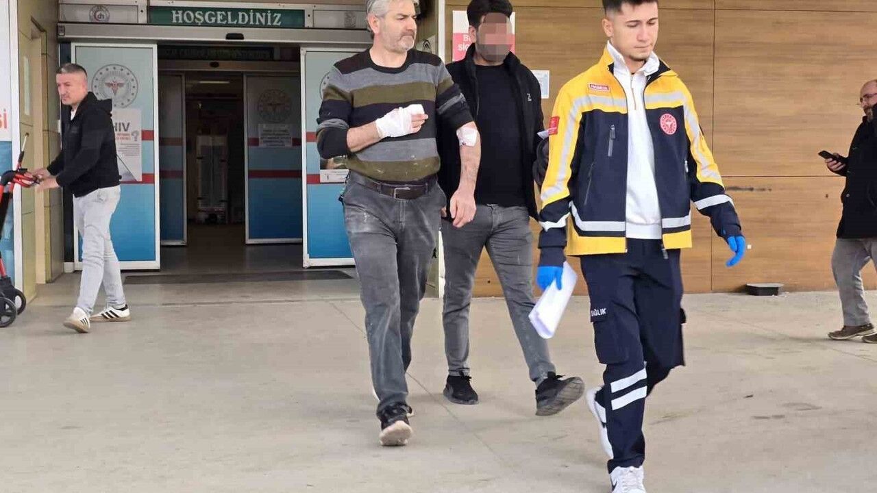 İnegöl'de mobilya fabrikasında testereye kaptırma: 49 yaşındaki işçi hastaneye sevk edildi