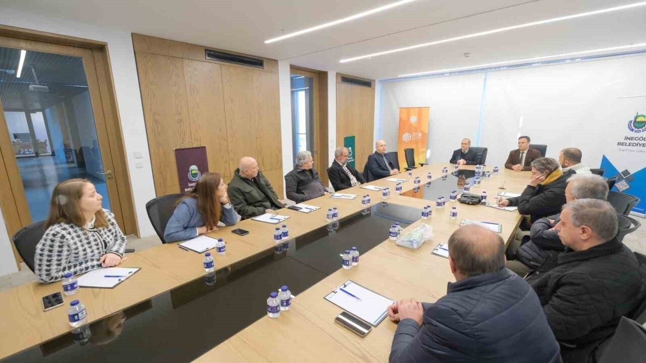 İnegöl'de mobilya öğretmenlerine 'Mobilya Üretiminde Atık Yönetimi' eğitimi verildi