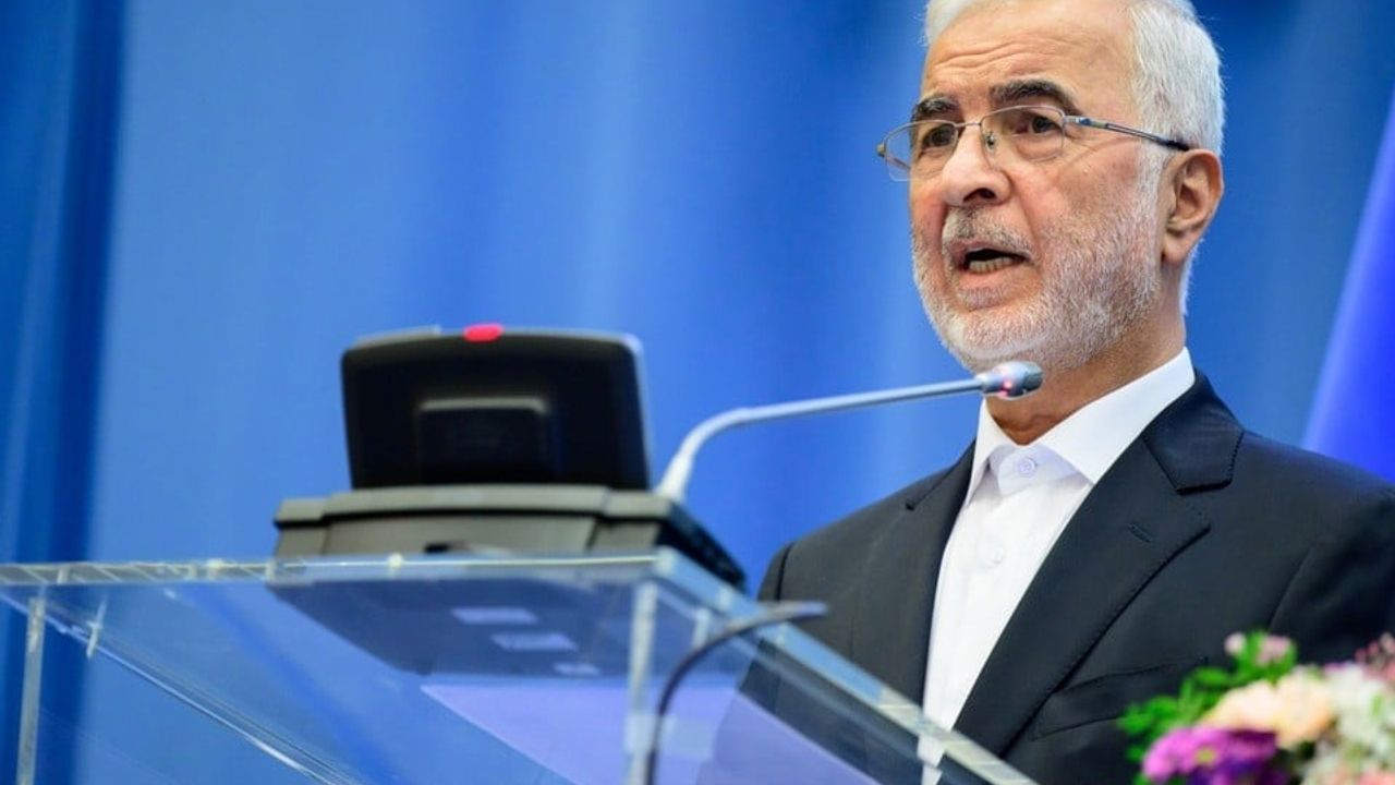 İran İçişleri Bakanı Mumini: Nüfus Eğilimi Sürerse 70 Yılda 40 Milyonun Altına Düşebilir