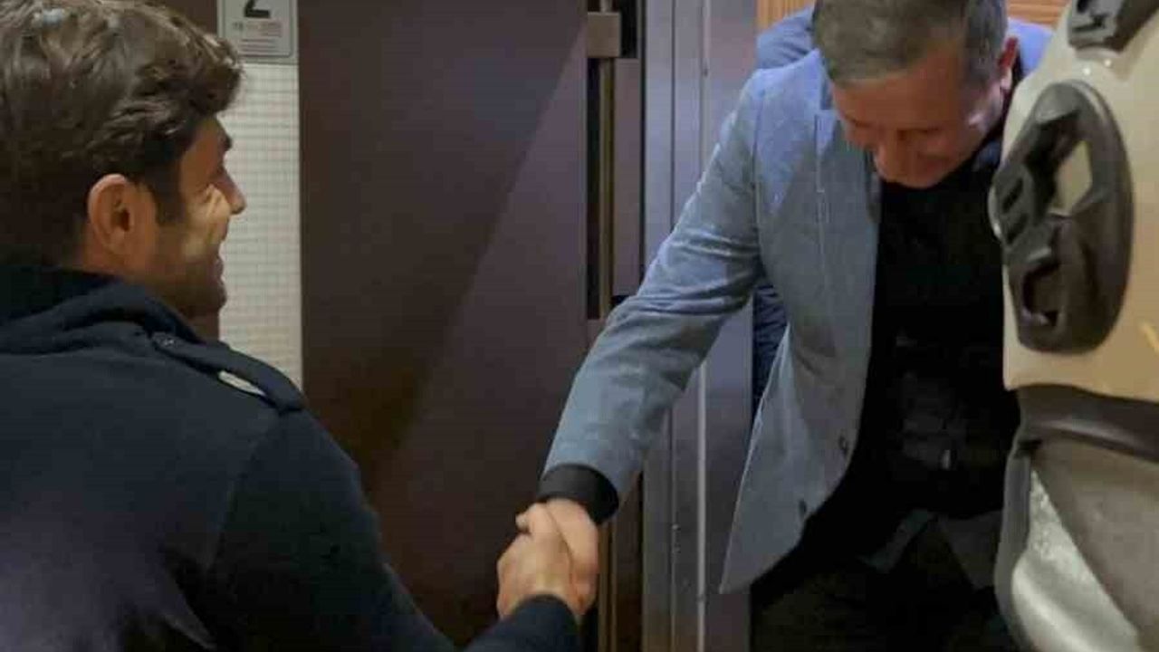 İskenderun’da arızalı asansörlerde mahsur kalanlar itfaiye tarafından kurtarıldı