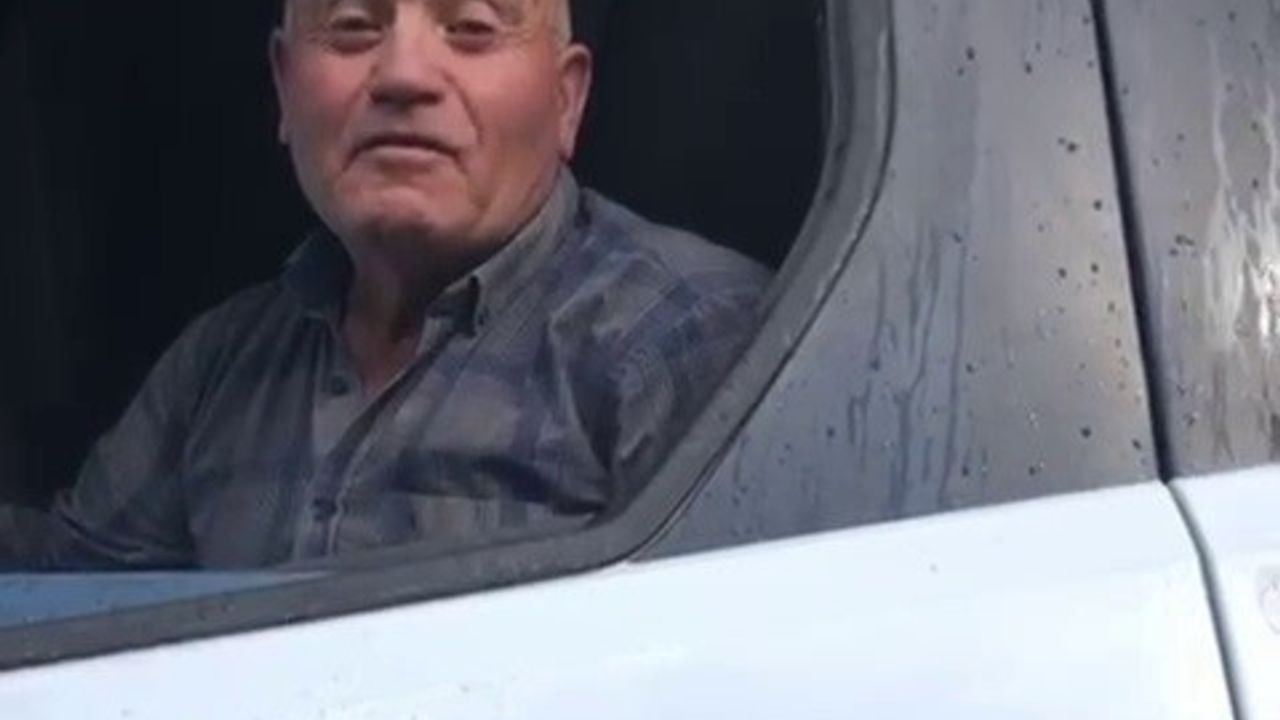 İskenderun'da navigasyon hatası tırın hastane önüne girmesine yol açtı