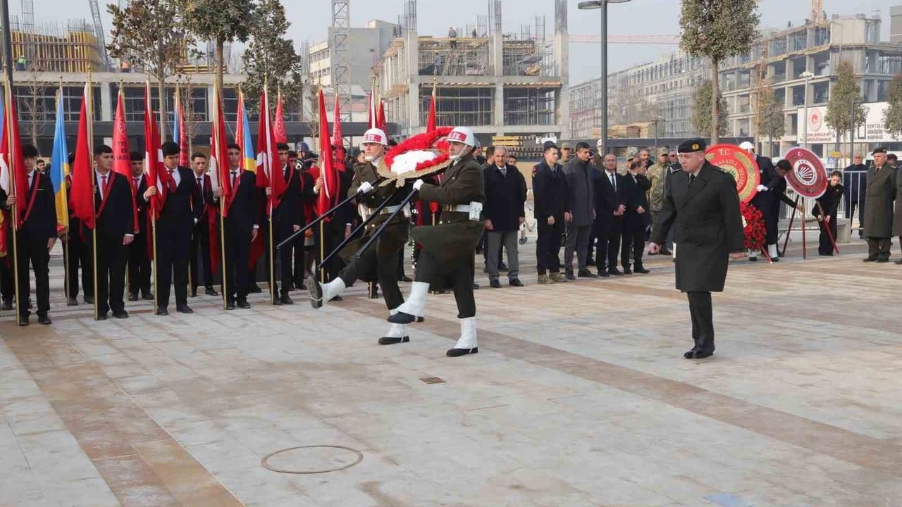 İsmet İnönü vefatının 52. yılında Malatya'da törenle anıldı