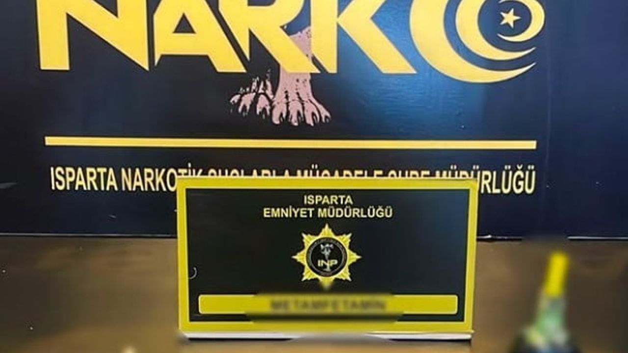 Isparta'da Narkotik Operasyonu: 9,39 gram ve 3 aparatla 3 şüpheliye adli işlem