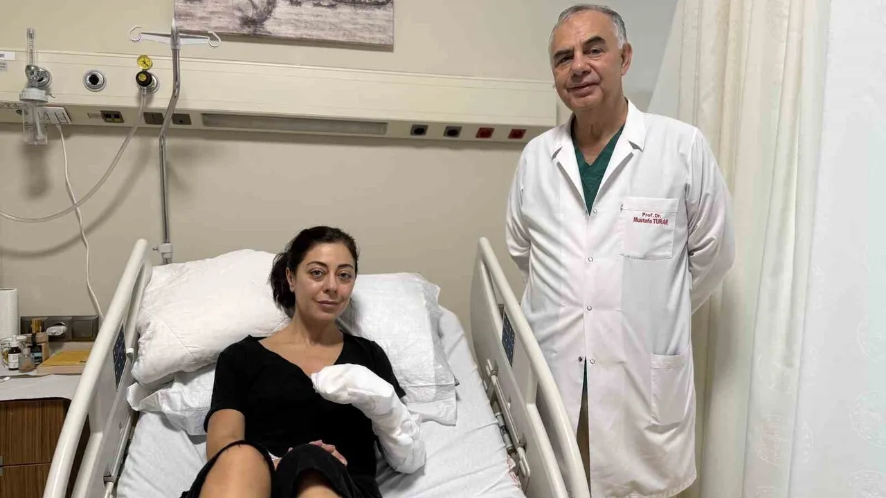 İstanbul'da dekoratif şömine patlaması: 41 yaşındaki Derya Yavaş'ın vücudunun yüzde 30'u yandı