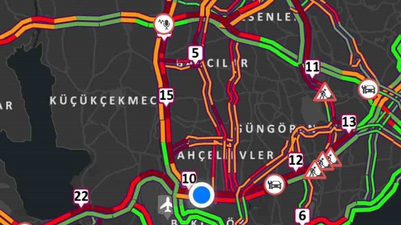 İstanbul'da trafik yoğunluğu mesai çıkışında yüzde 81'e yükseldi