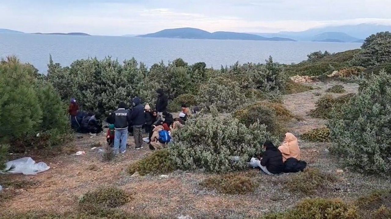 İzmir açıklarında göçmen hareketliliği: 58 denizde kurtarıldı, 62 deniz ve karada yakalandı