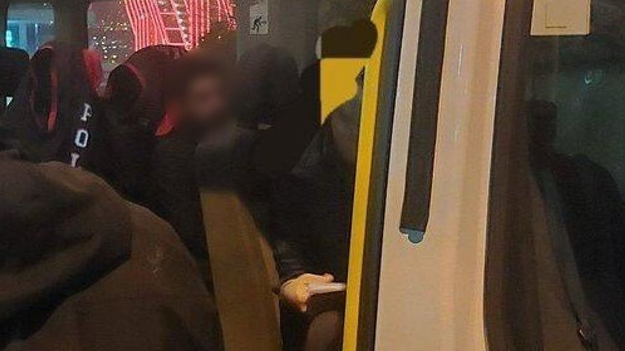 İzmir'de Peygamber Efendimize Hakaret İddiası: Sosyal Medya Yayıncısı E.K. Tutuklandı