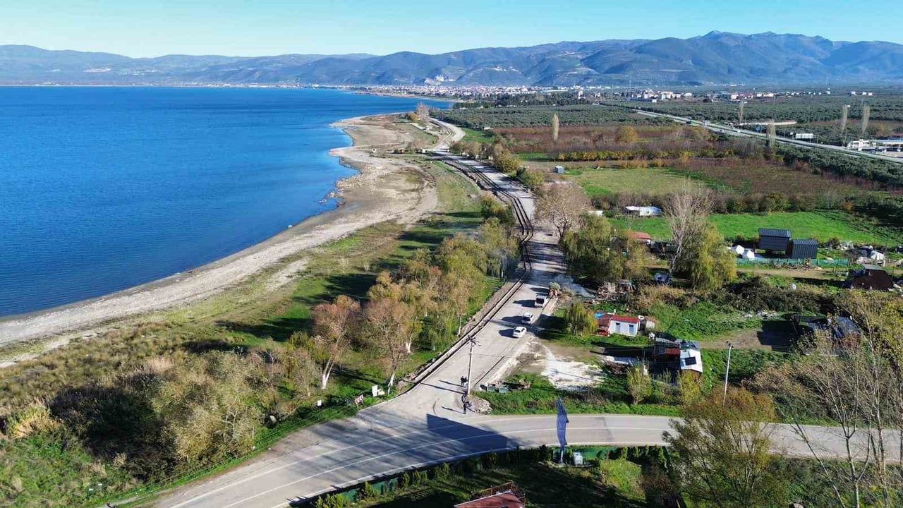 İznik'e Yeni Sosyal Yaşam Alanı: DSİ Tesisleri'nden Bursa Sapağına Kadar Yol ve Çevre Düzenlemesi