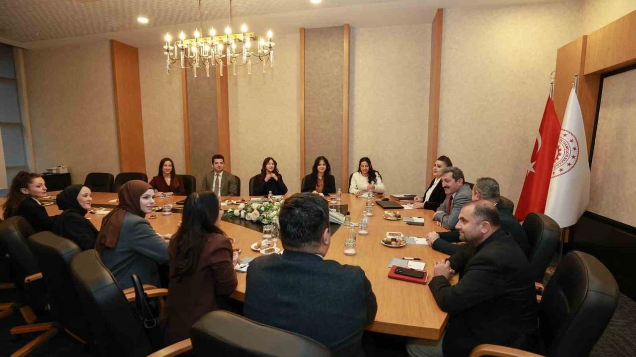 Kadın Mühendis Okulu TR83 Bölgesi'nde Sanayide Kadın İstihdamını Güçlendiriyor