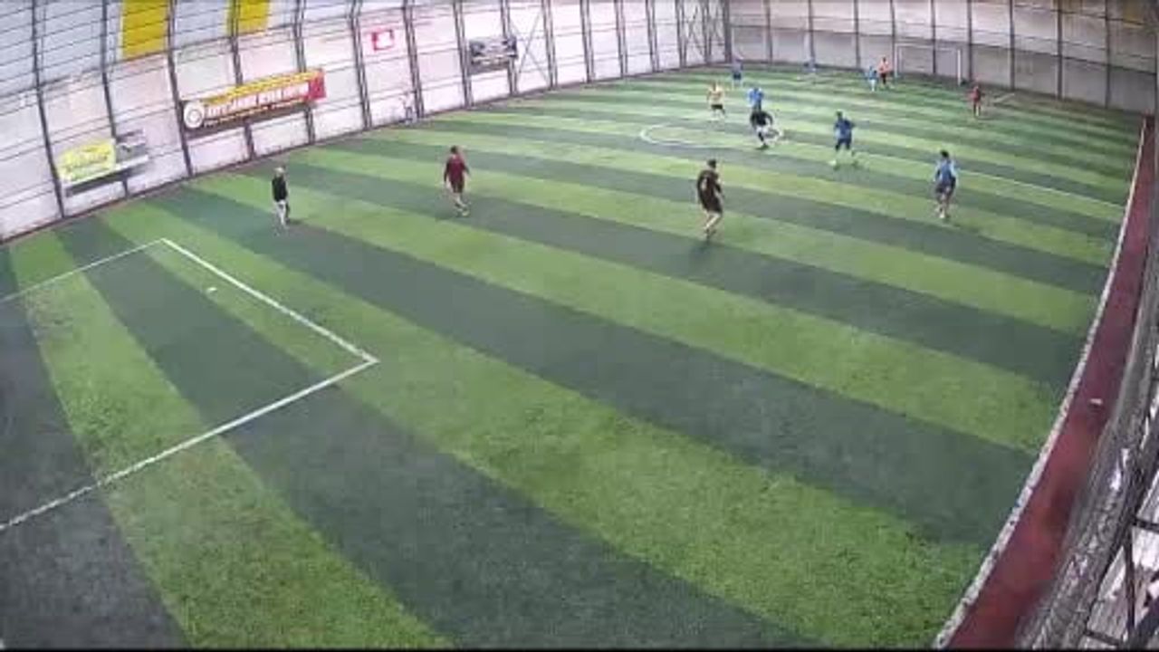 Kahramanmaraş'ta halı sahada maç sırasında bir kişi hayatını kaybetti