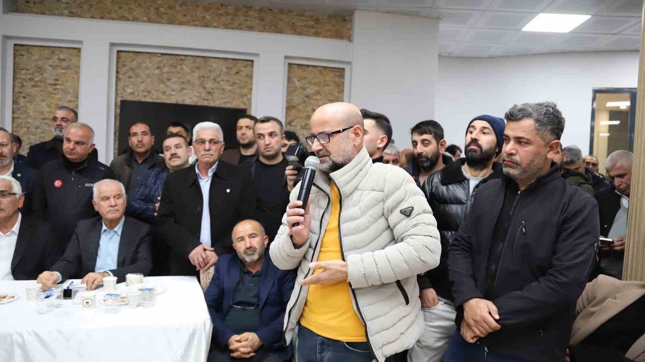 Kahta'da halk buluşması: Vatandaşların talep ve sorunları dinlendi