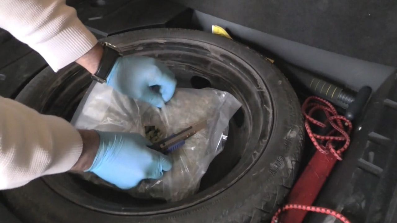 Kapıkule’de uyuşturucuya geçit yok: 22 kilo 662 gram esrar ele geçirildi