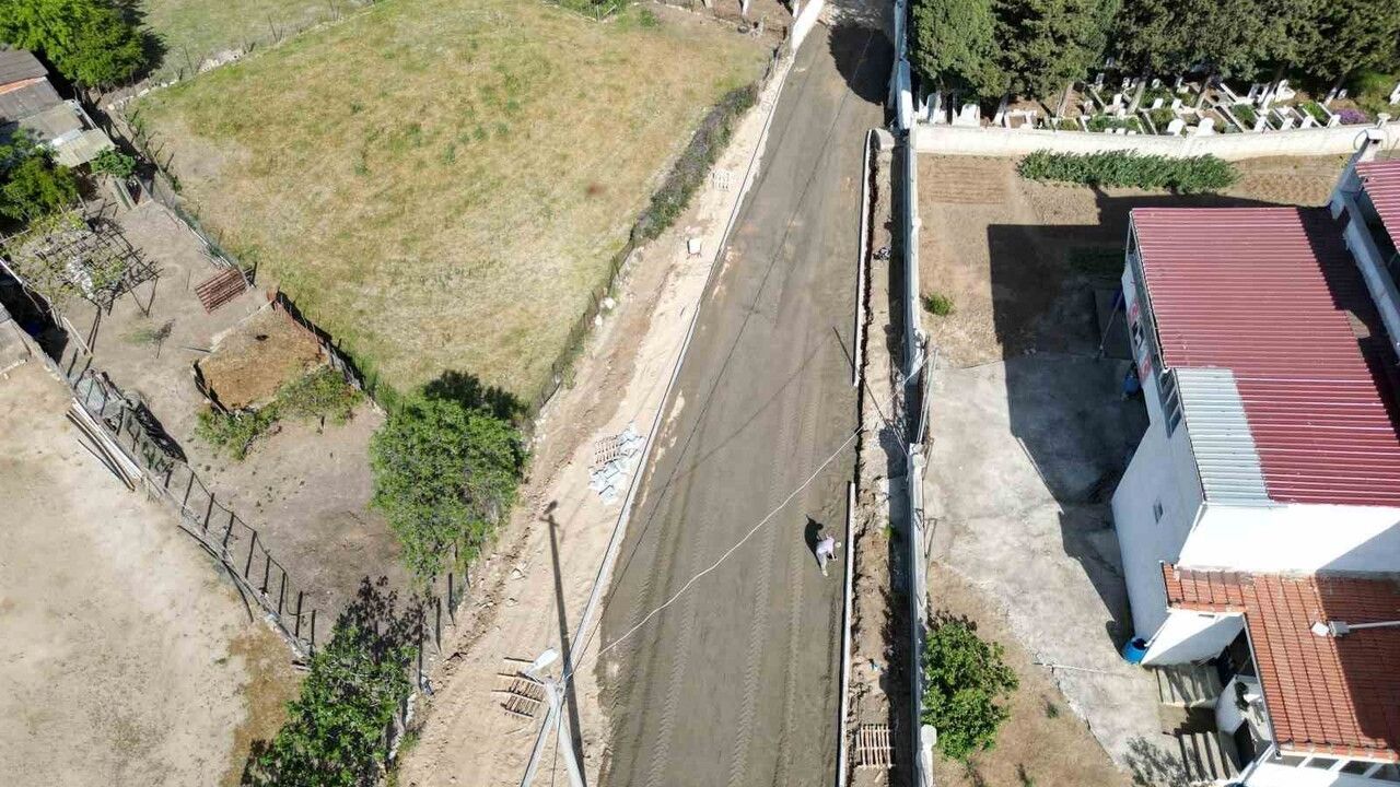 Karabiga, Başkan Ahmet Elbi’nin projeleriyle büyüyor: Altyapı tamamlandı, kapalı spor salonu temeli atıldı