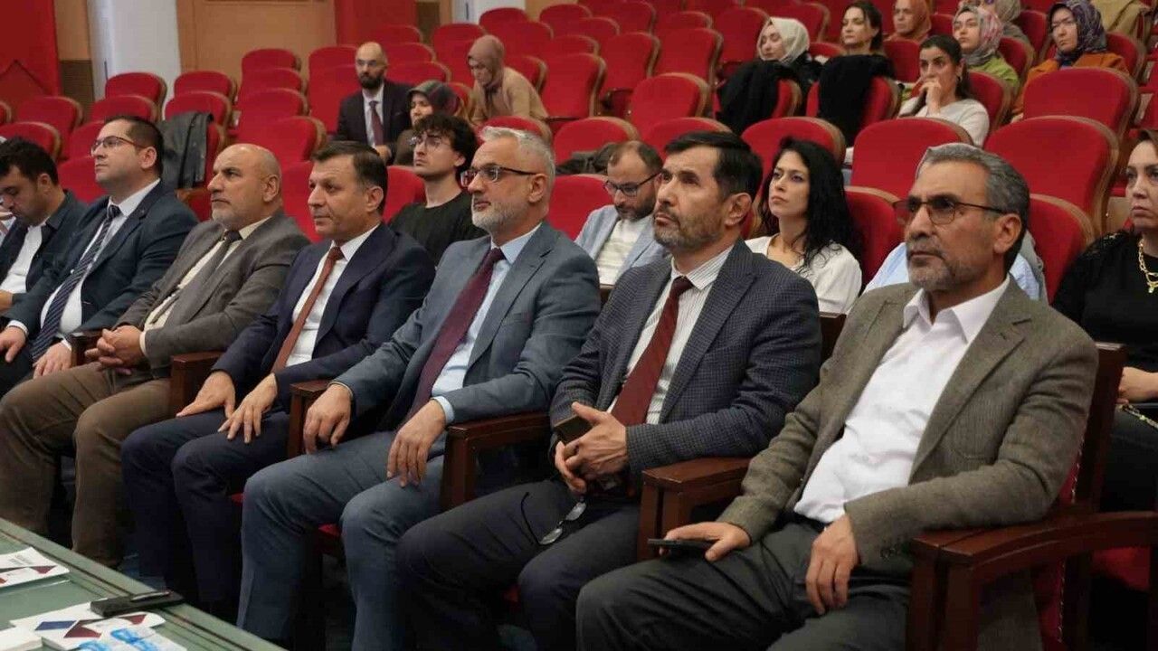 Karabük'te 35 çocuk koruyucu aile yanında: Gönül Elçileri programı tanıtıldı