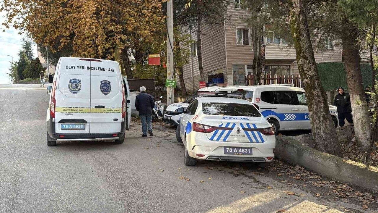 Karabük'te Türkmenistan uyruklu genç yolda ölü bulundu