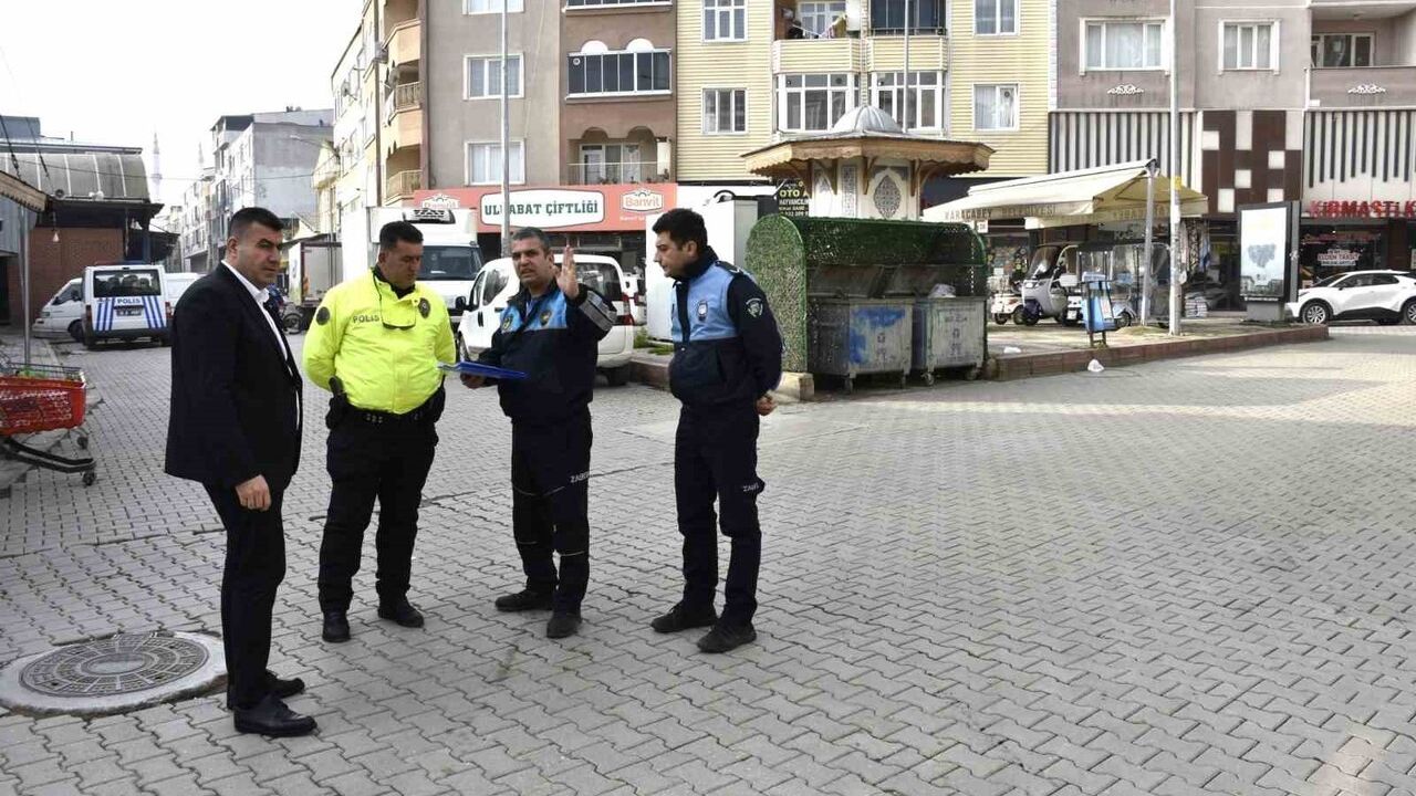 Karacabey'de Tek Yön Trafik Uygulaması Ocak Ayında Kademeli Olarak Başlıyor