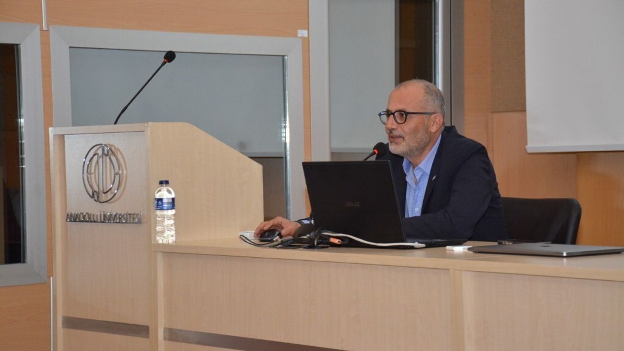 Karacahisar'da 7 destek ayağı ve tonozla örtülü Orta Çağ sarnıcı ortaya çıkarıldı