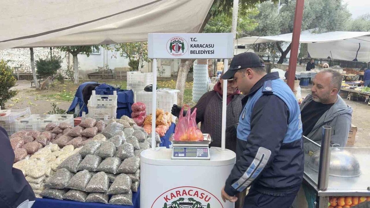 Karacasu Belediyesi pazar yerinde Tartı Kontrol Noktası kurdu