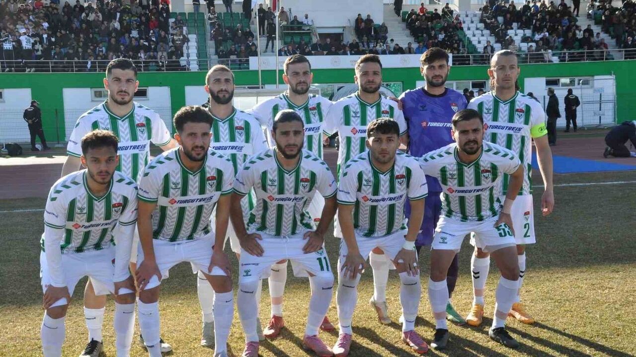 Kars 36 Spor - Bitlis 1916 Spor maçının hakemleri ve maç bilgileri