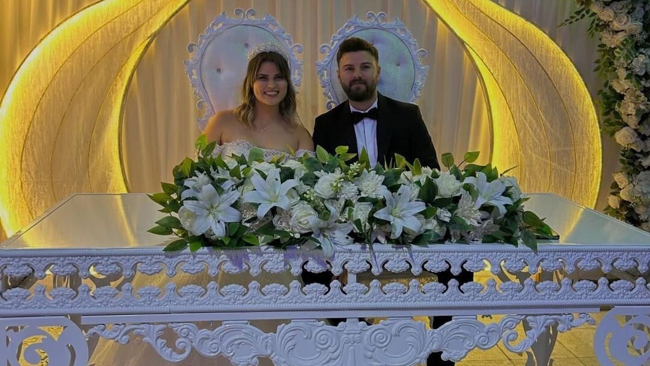 Kars’ta kültürler buluştu: Küba’dan gelen gelinler Budak kardeşlerin düğününe renk kattı